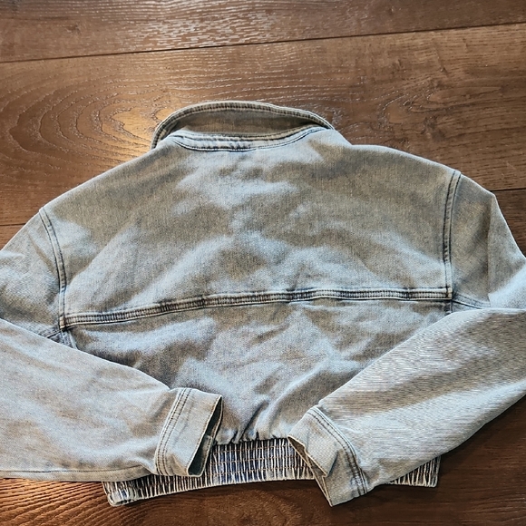 Vanilla Star Light Blue Denim Snap-Collar Polo Top Large - Picture 4 of 5